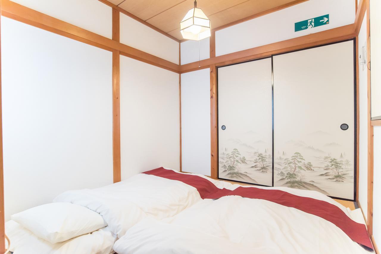 Готель J Relax Kyoto Saiin Екстер'єр фото